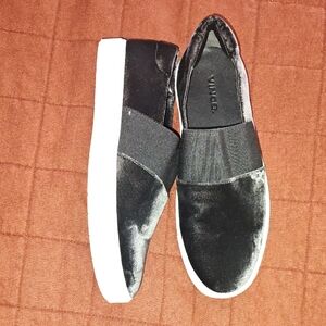 Vince Slip On Shoes Velvet New